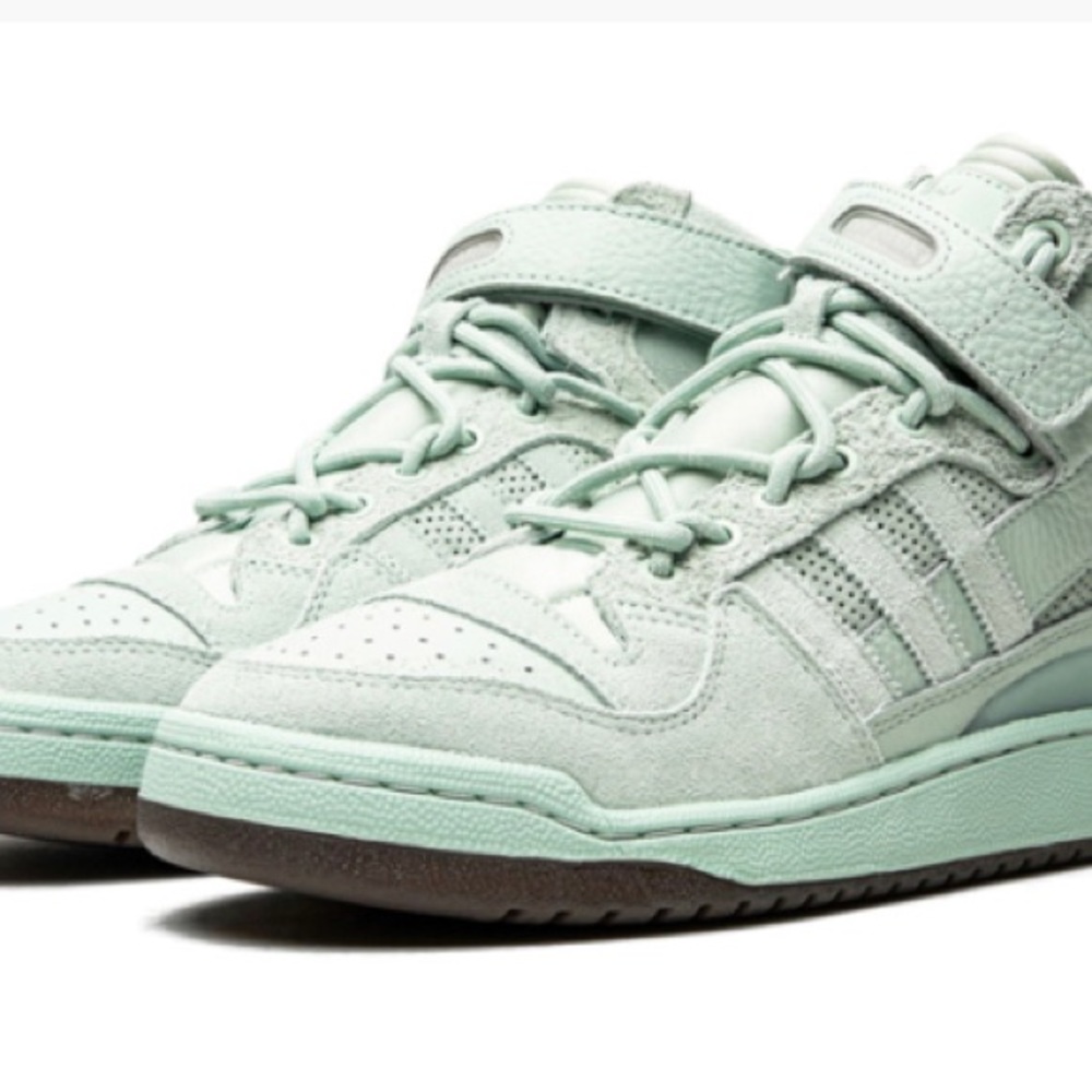 Ivy Park x Adidas forum